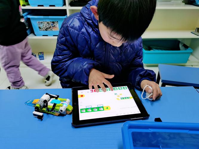 Yahoo,Msn,Skype,QQ,阿里旺旺在线聊天链接接口调用（转）